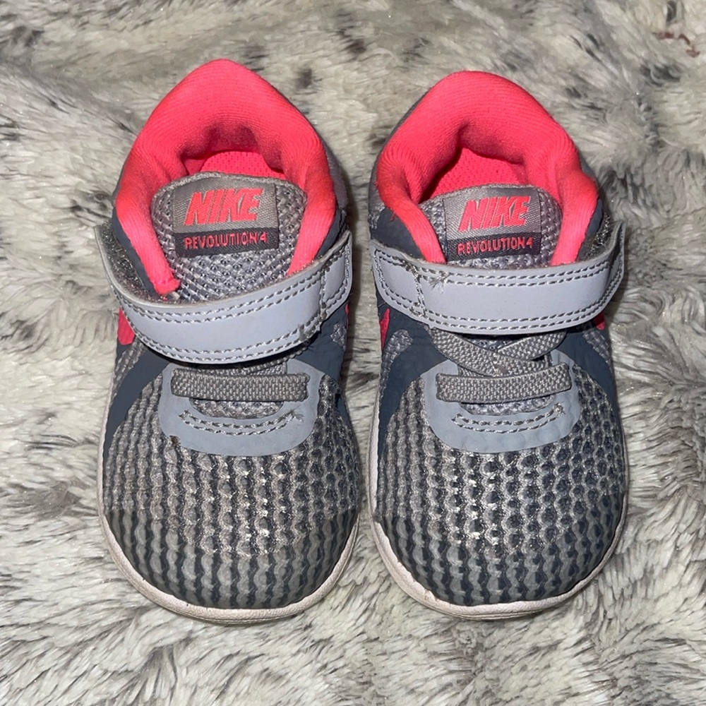 Nike 4c